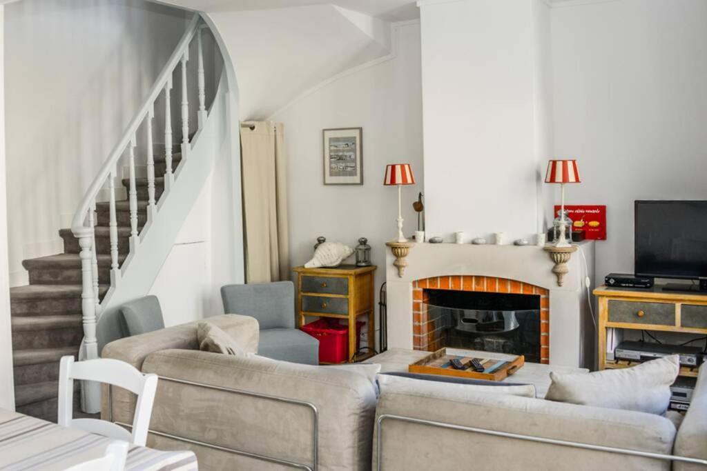 La maison bleue Cabourg Extérieur photo
